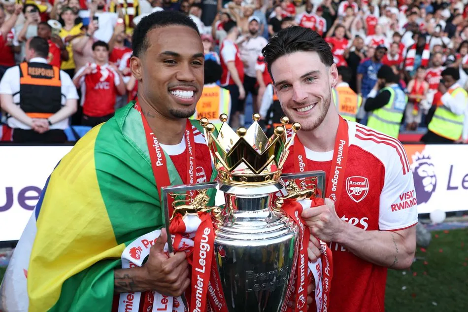 Fernandes and Shaw win PFA player of the year awards