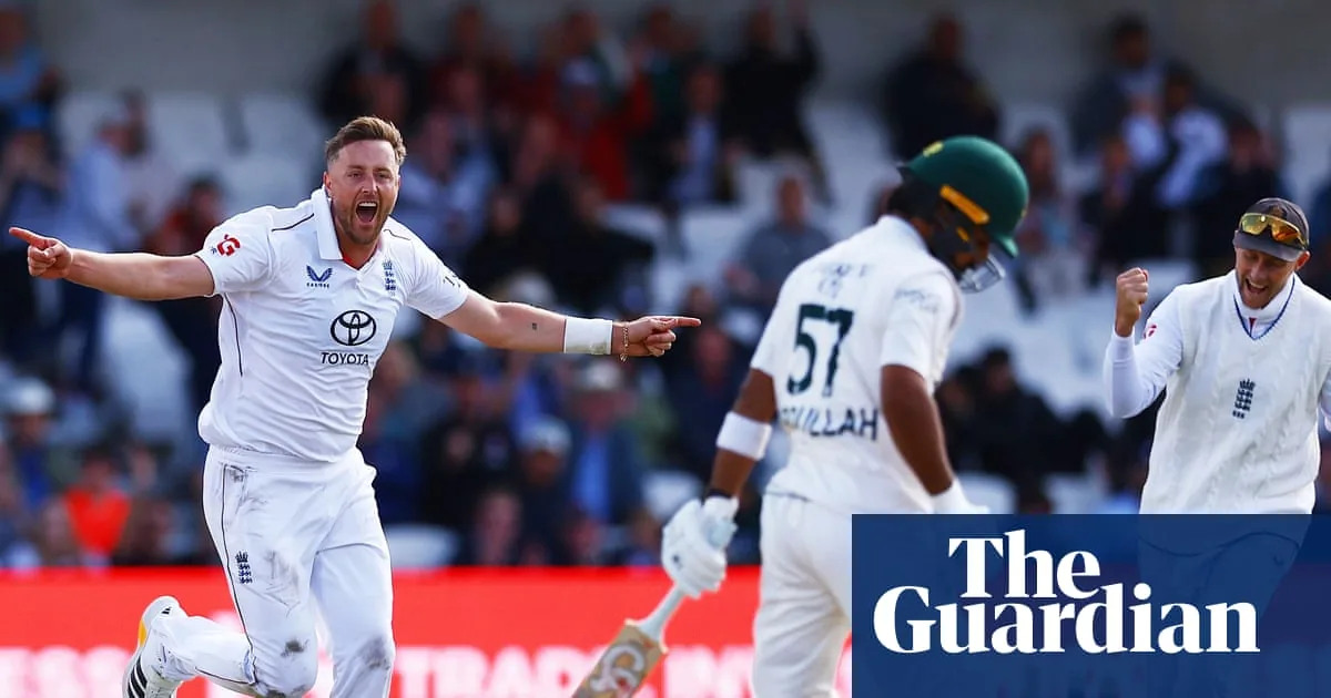 England vs Pakistan: Joe Root era given ideal start by Ollie Robinson and Josh Tongue