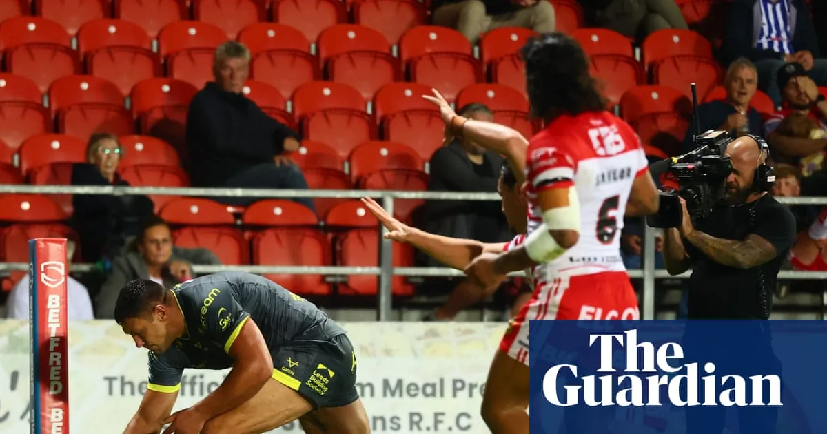 Live Match Centre: Saints vs Leeds