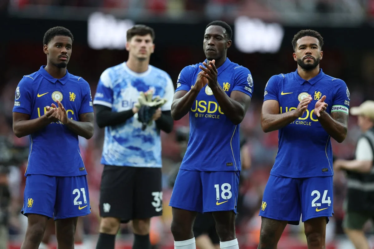 Chelsea defence slammed by Gary Neville after Arsenal defeat: 'All over the place'